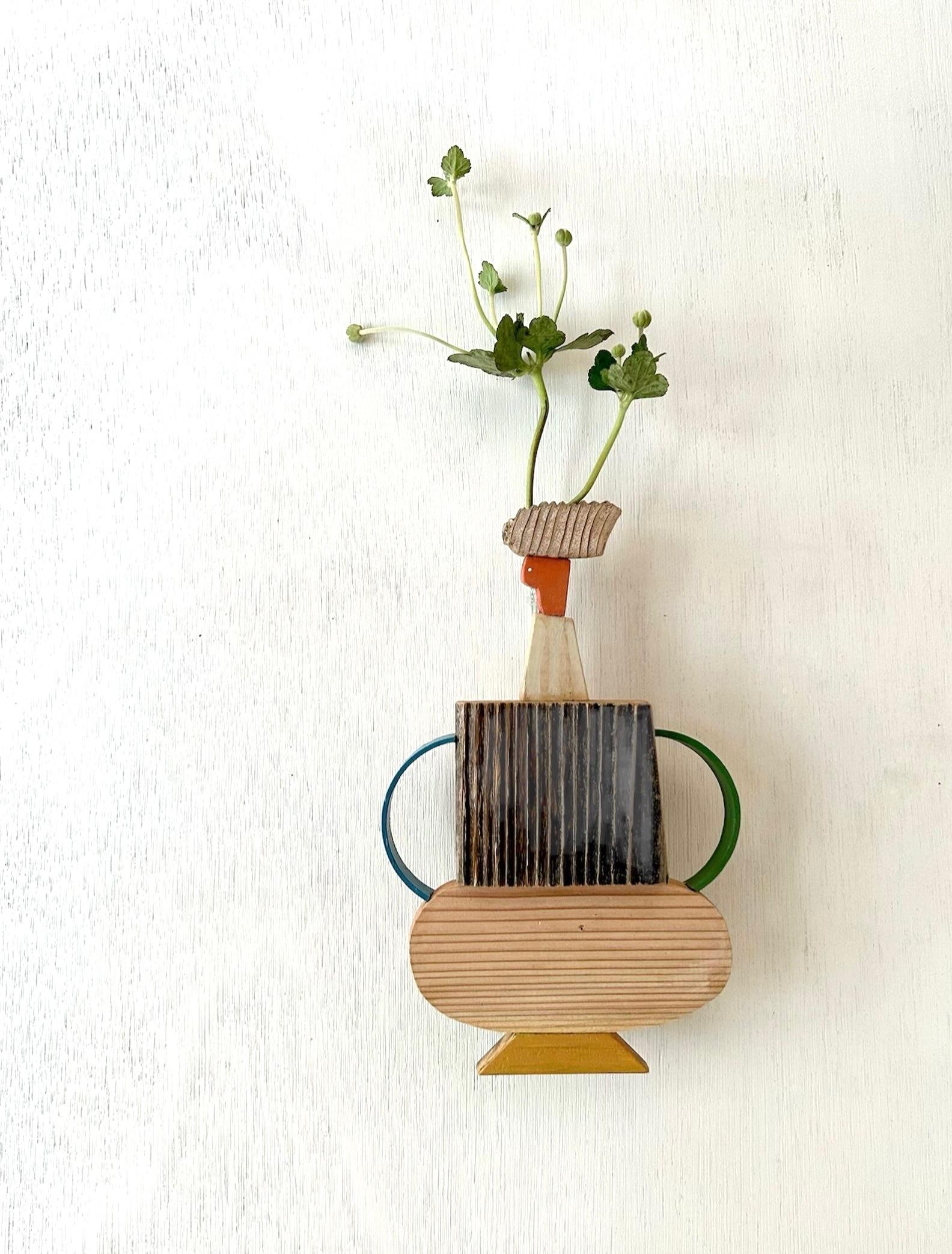 壁掛け一輪挿し『　frafig vase 』(フラフィグ　ベース) 〝まさこの蹲踞〟