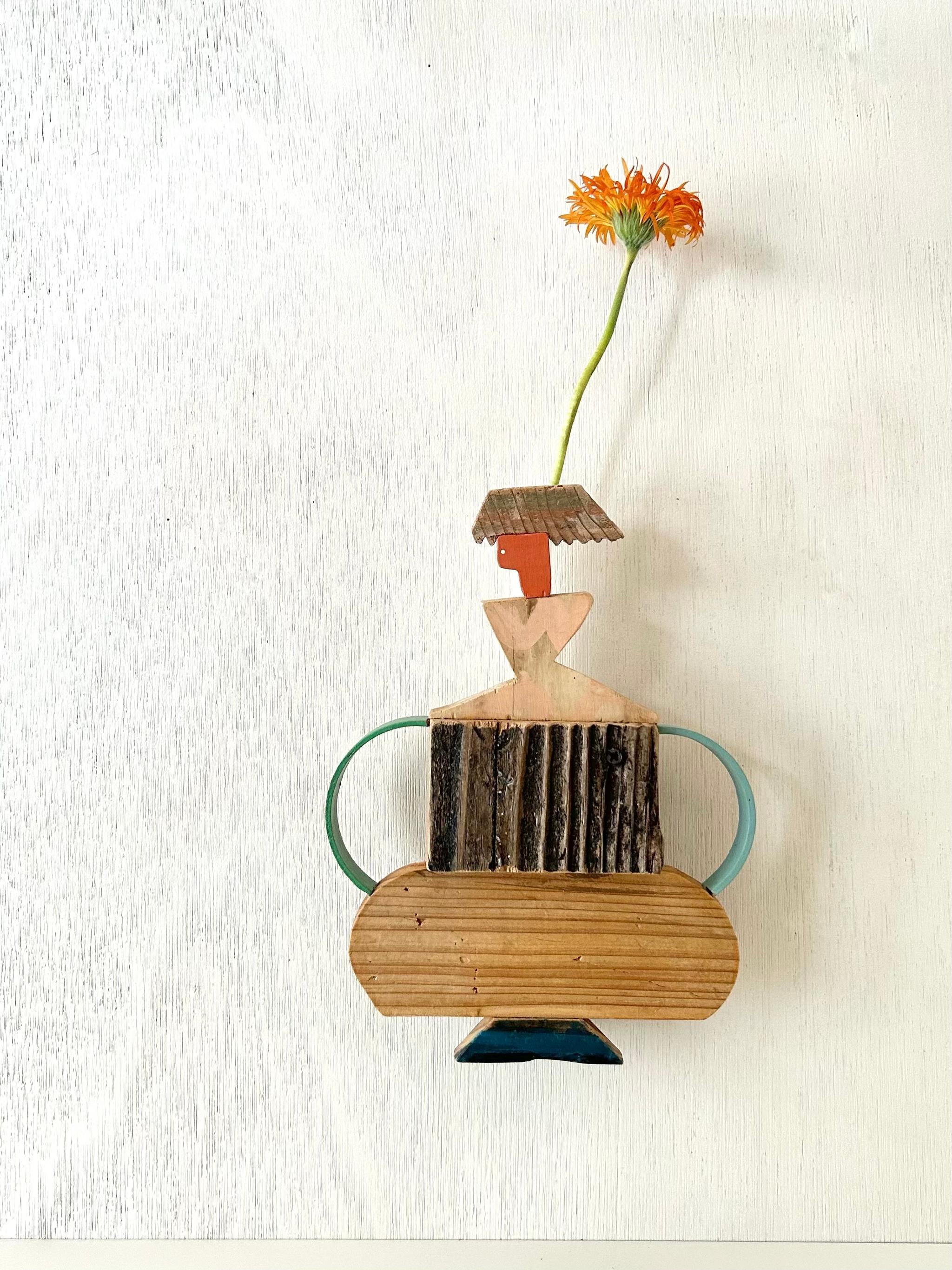 壁掛け一輪挿し『　frafig vase 』(フラフィグ　ベース) 〝まさこの蹲踞〟